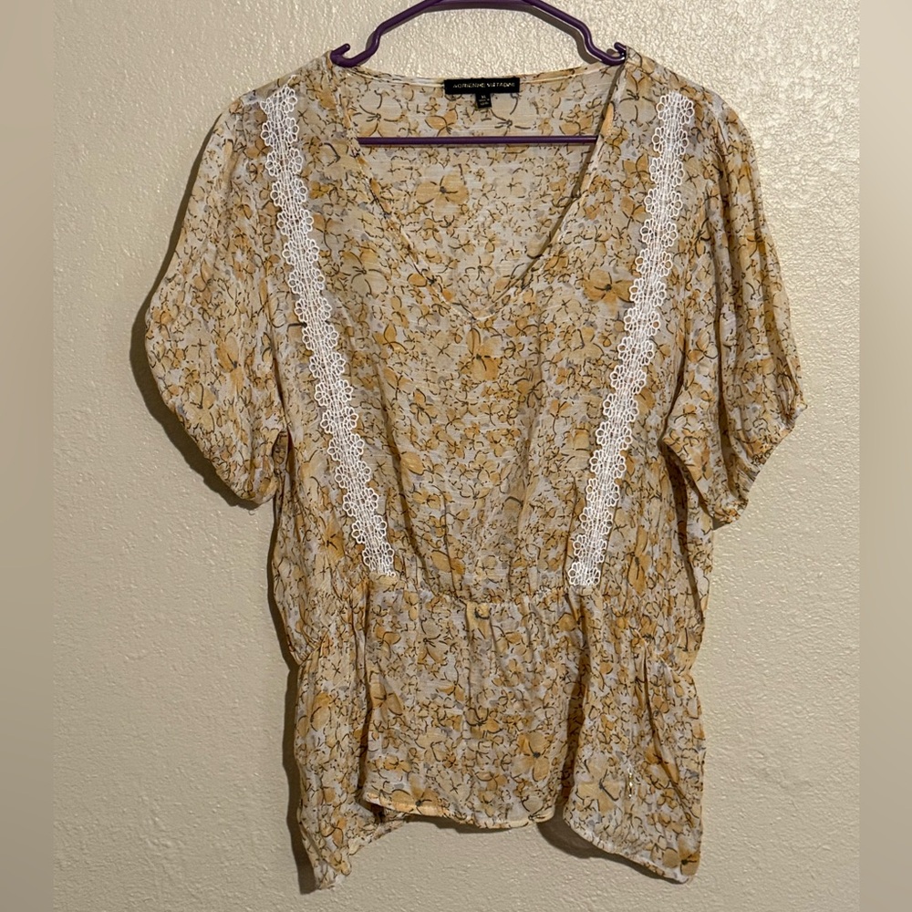 Adrienne Vittadini Floral Lace Blouse in Cream and Tan